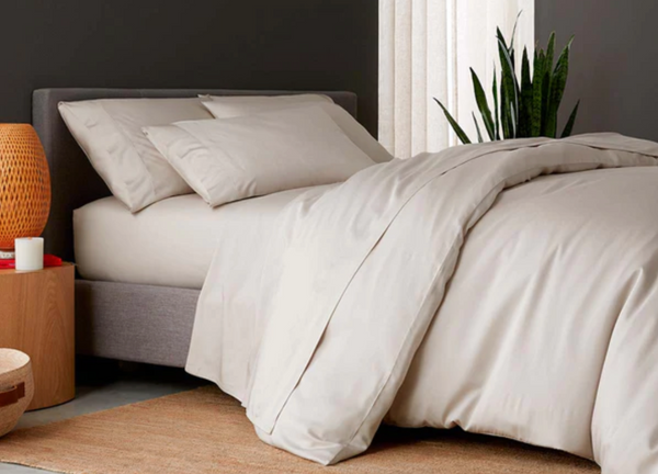 How to Layer a Bed for Style and Optimal Sleep Health: A Seasonal Guide